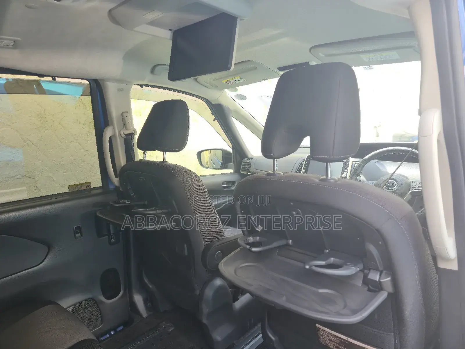 Nissan Serena 2018 Blue