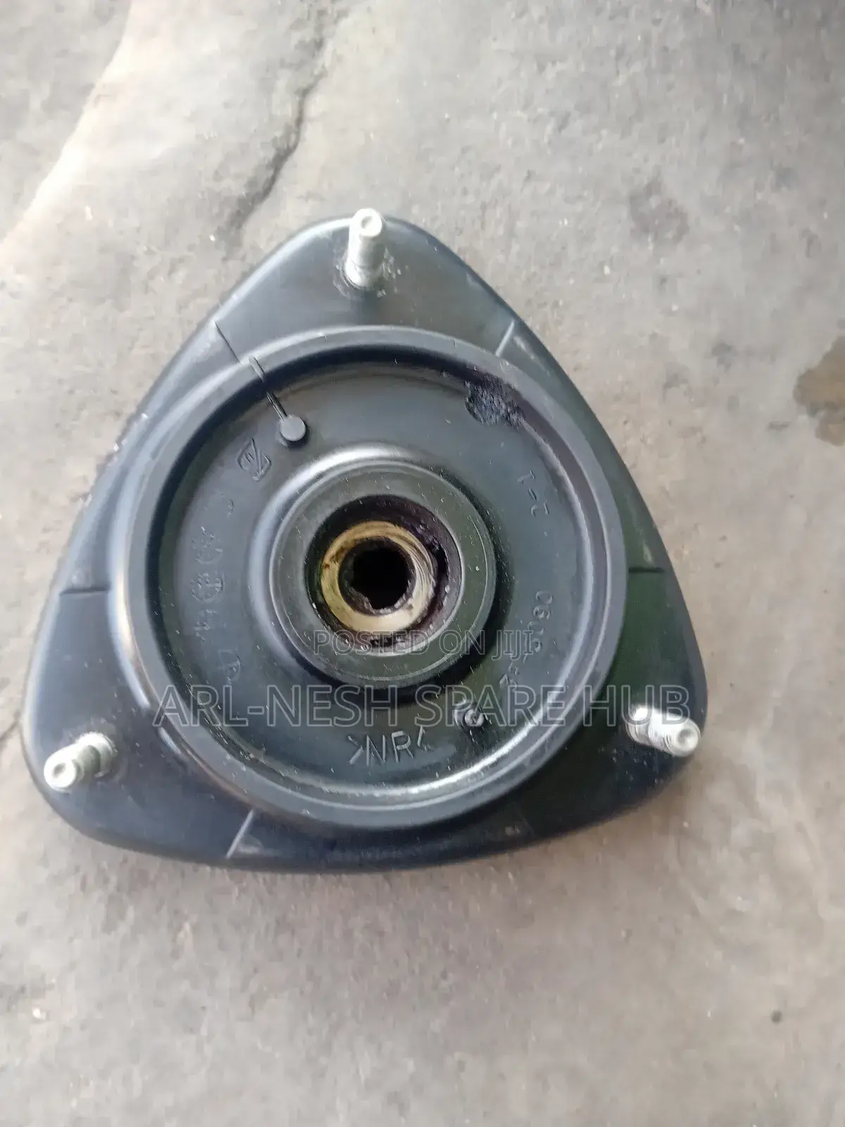 Subaru Legacy Bs9 Front Shock Absorber Mounting