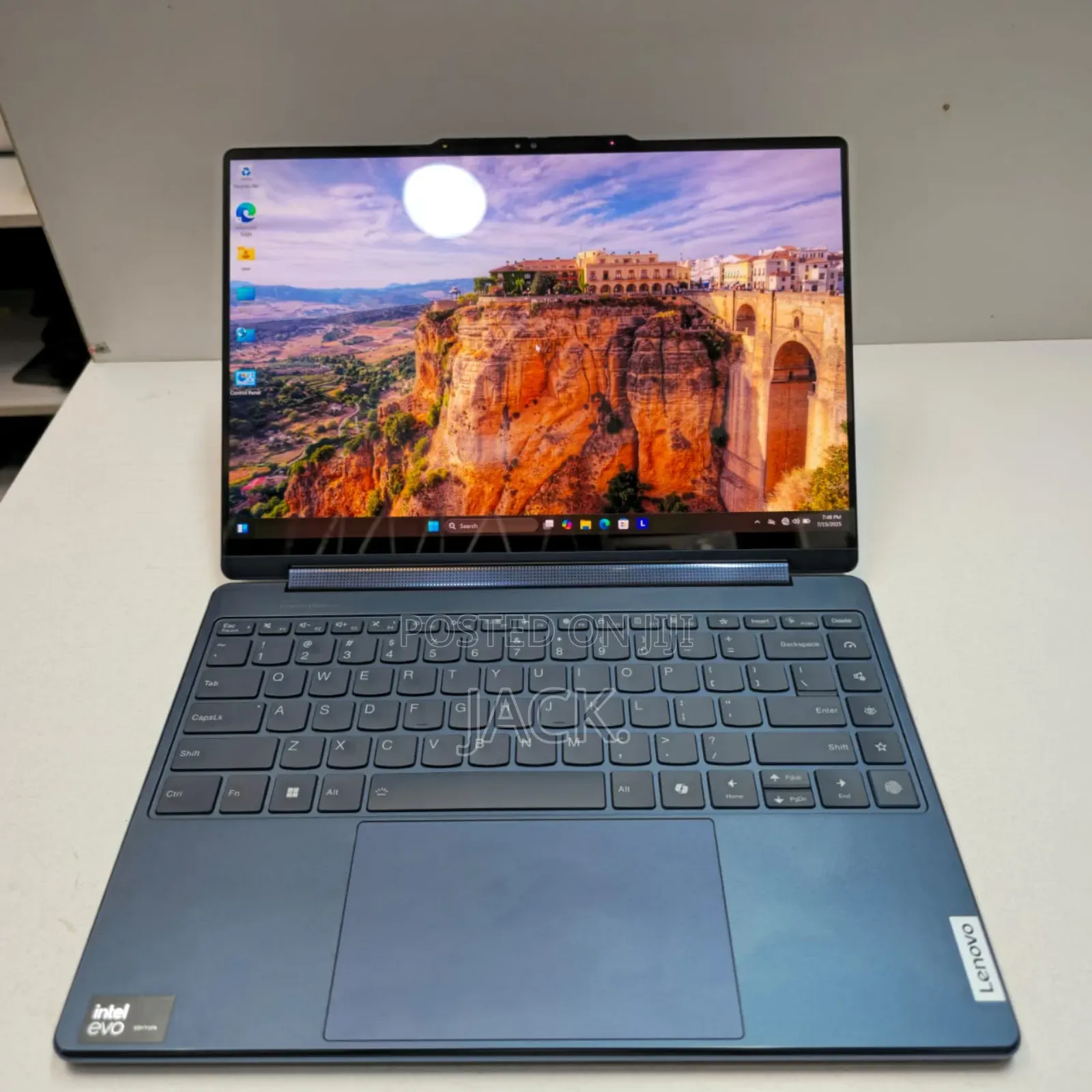 Laptop Lenovo Yoga 9i 16GB Intel Core Ultra 7 SSD 1T