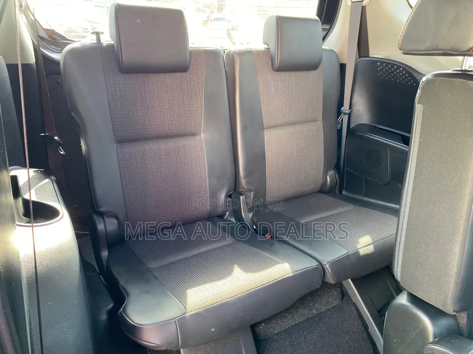Toyota Sienta 2018 Black