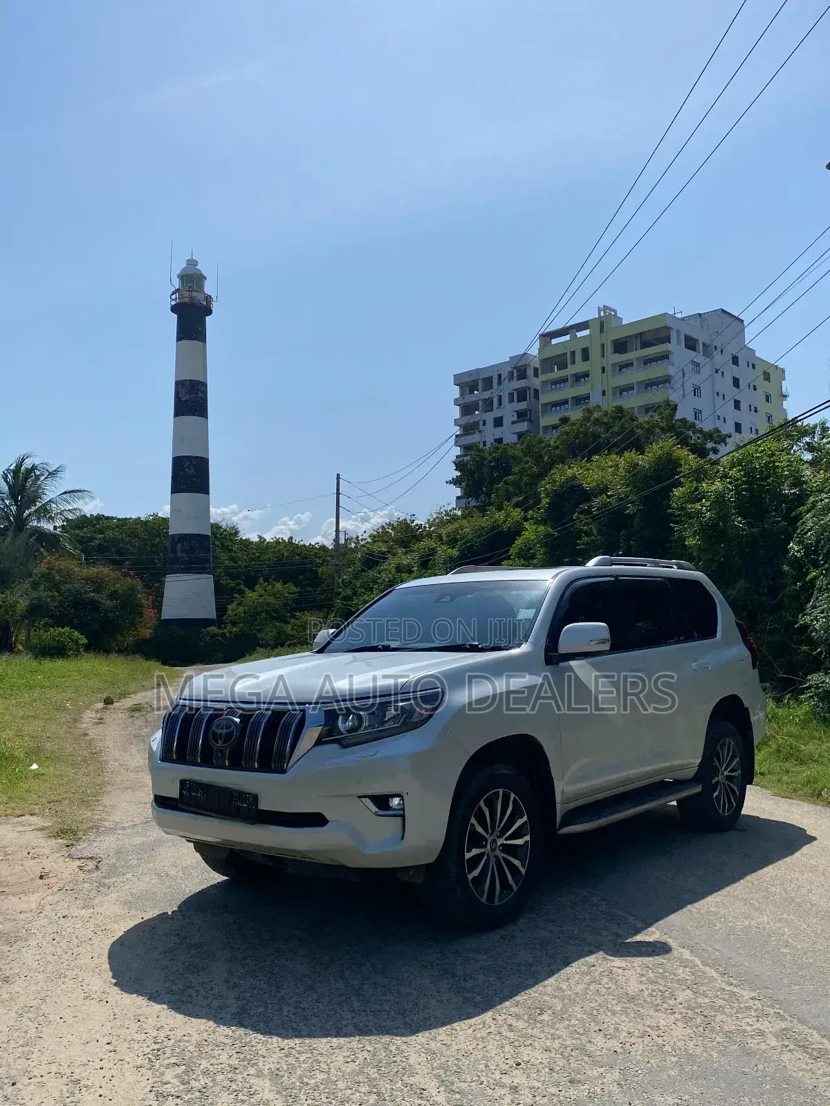 Toyota Land Cruiser Prado 2018 White