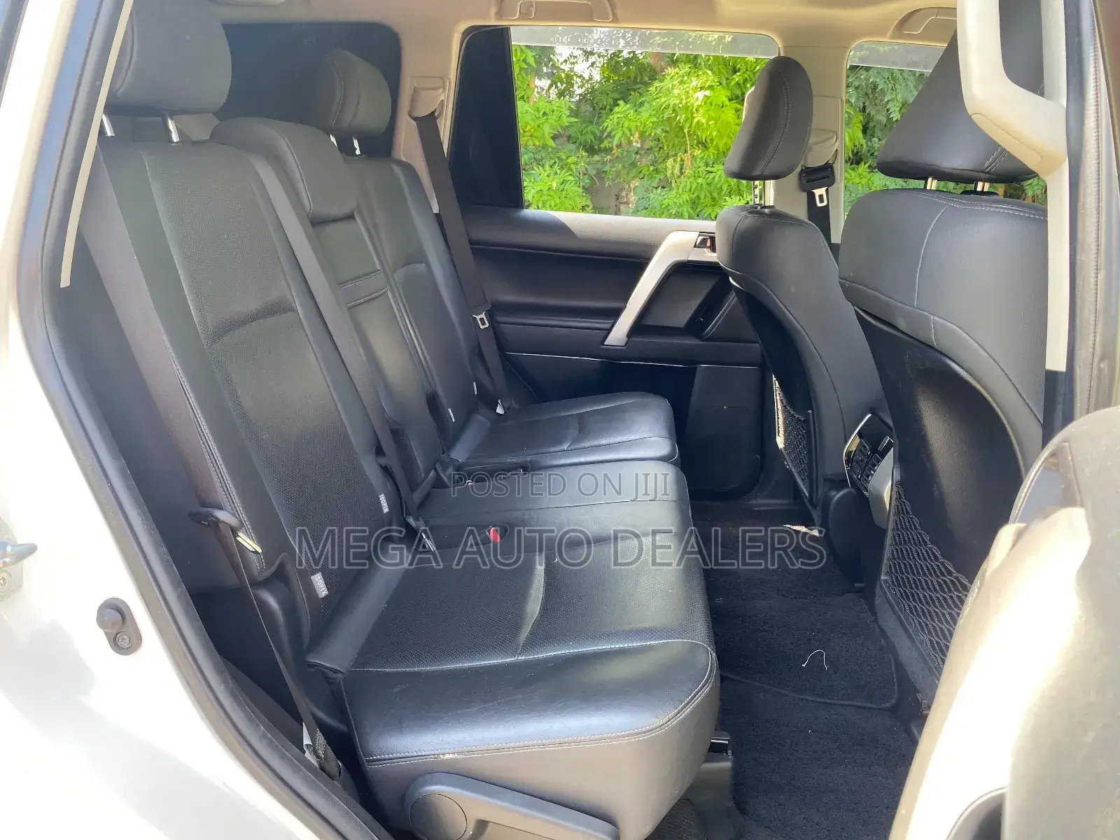 Toyota Land Cruiser Prado 2018 White
