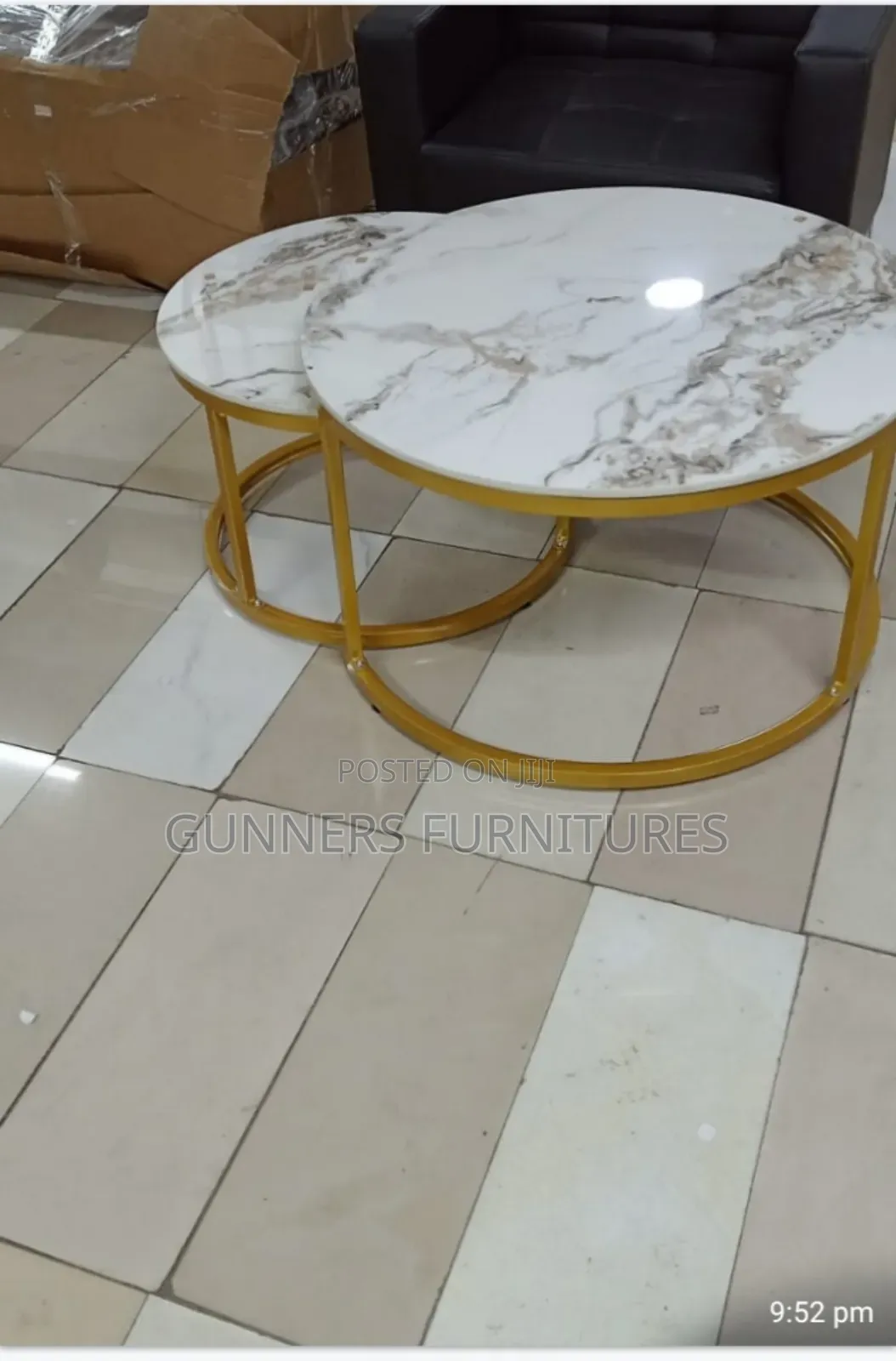 Mmarble Round Tables