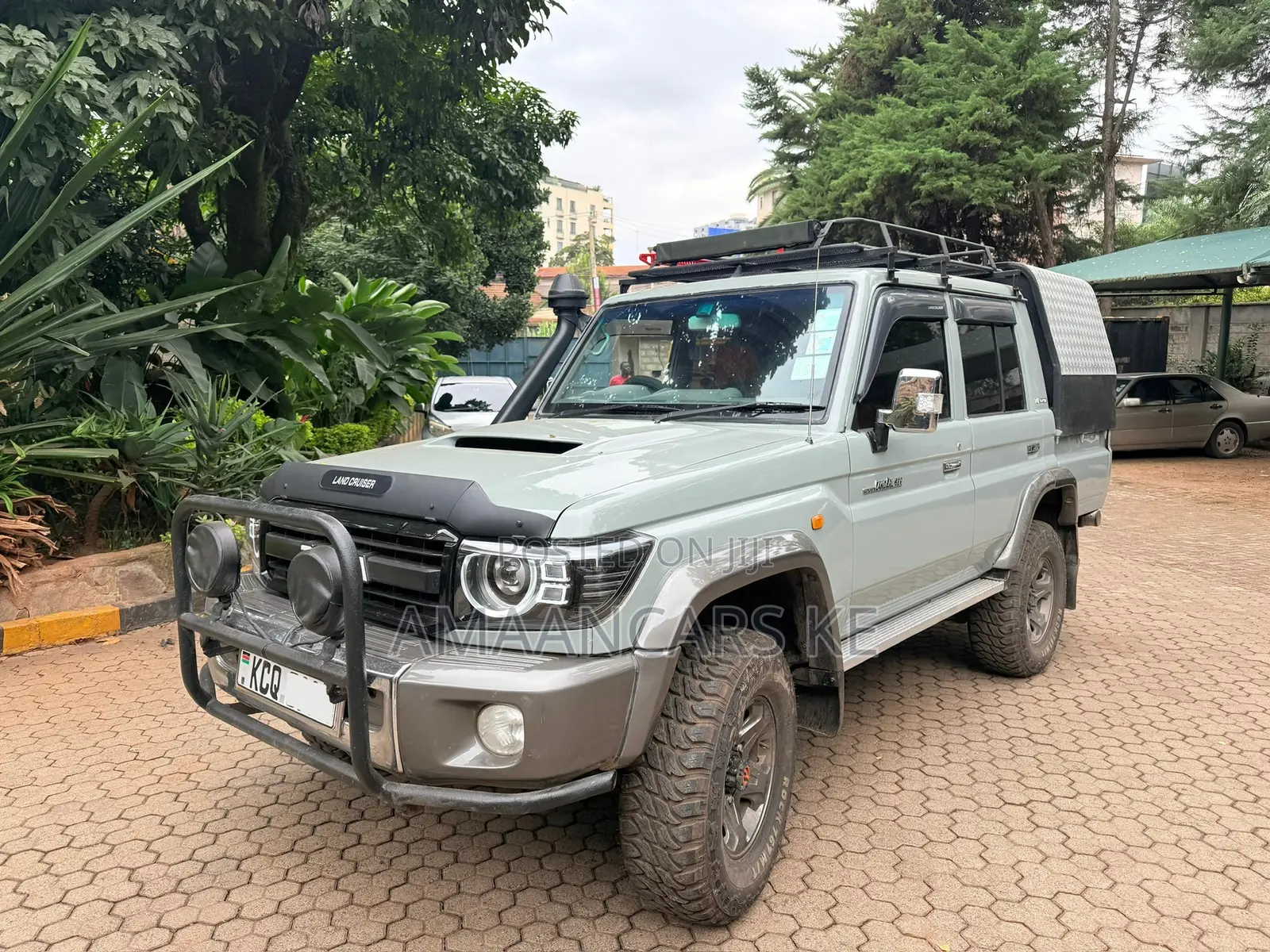 Toyota Land Cruiser 4.5 V8 TD GX-R 2011 Green