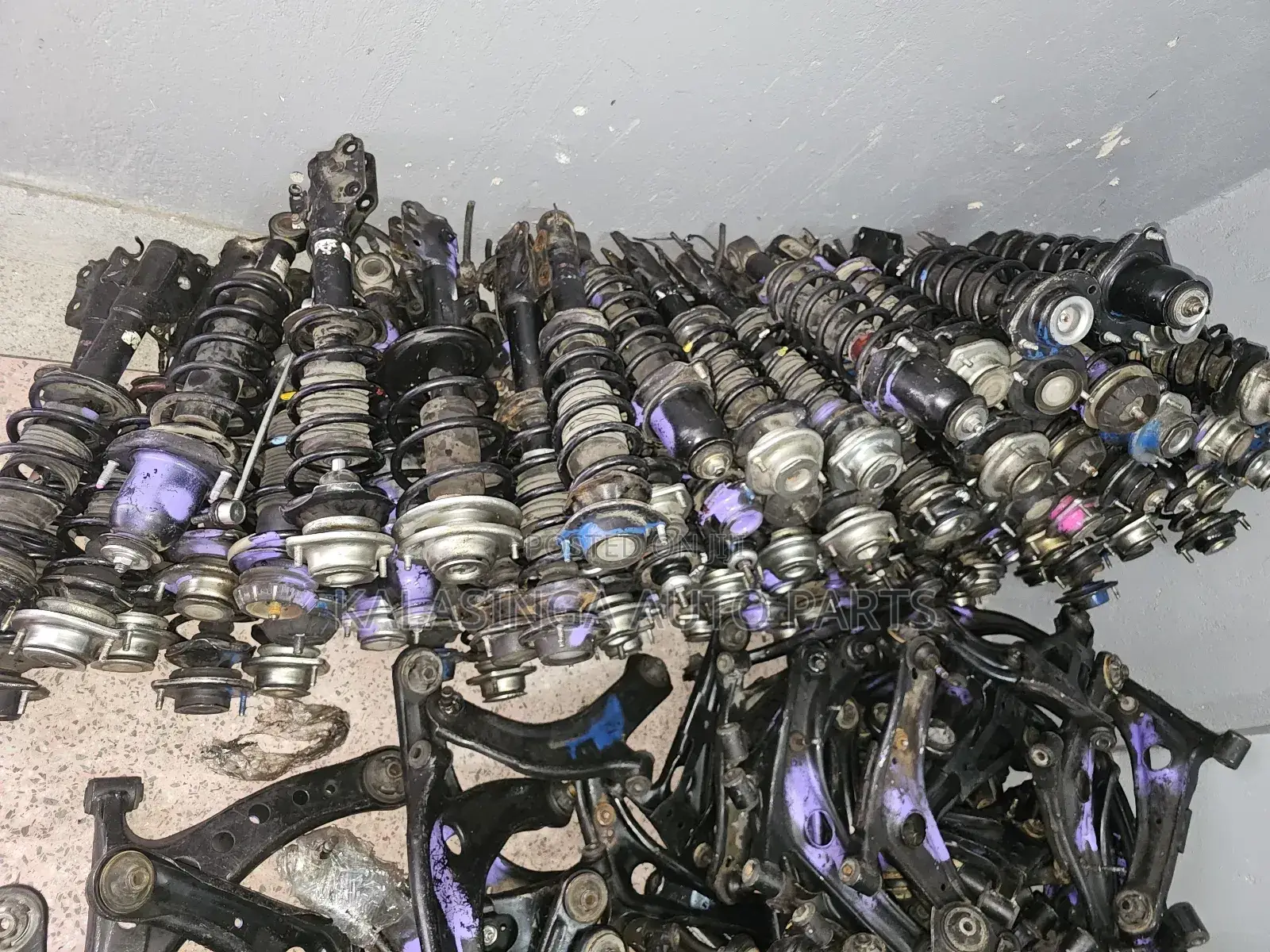 Front Shocks For All Cars Toyota Nissan