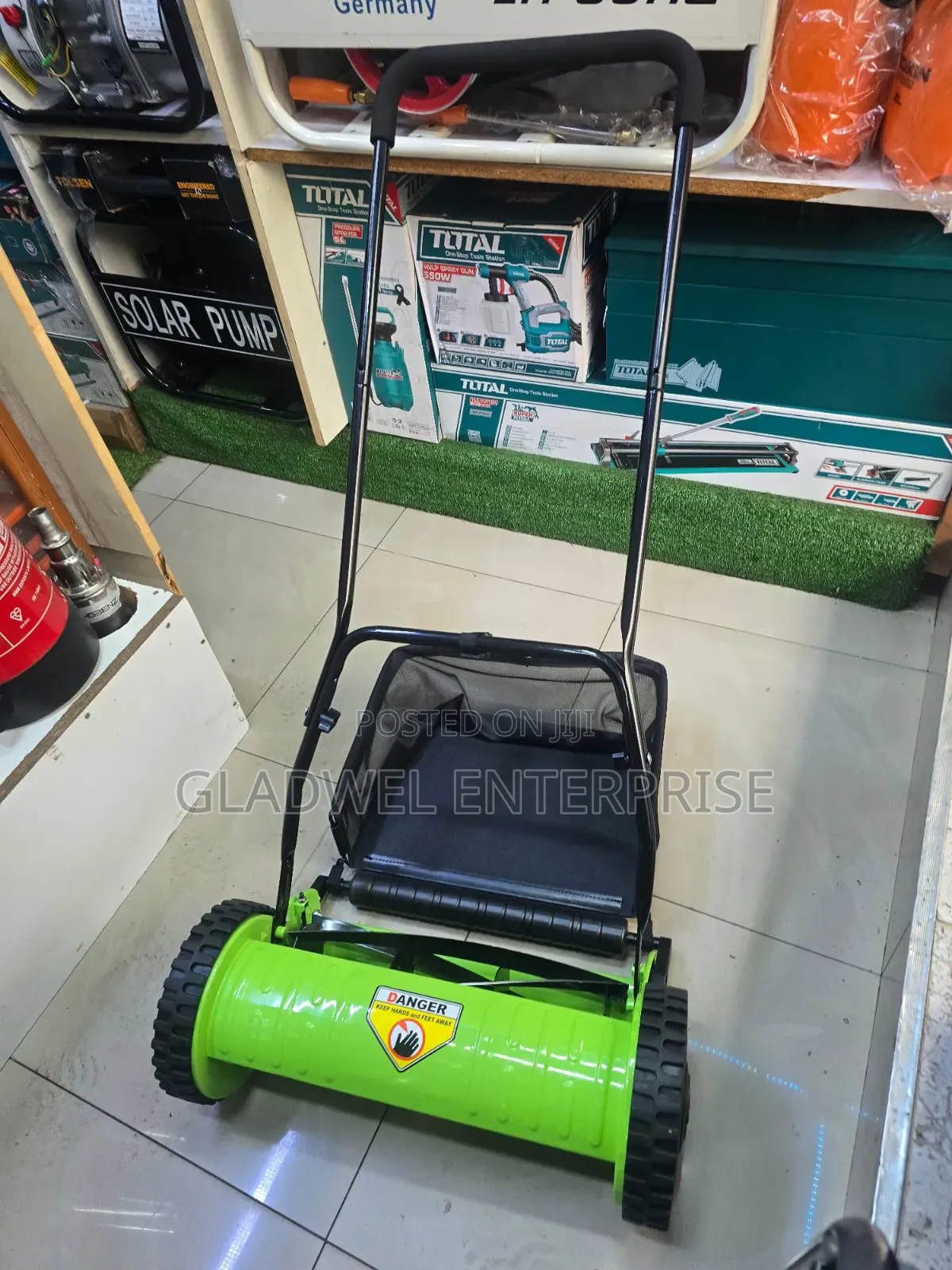 Manual Lawn Mower
