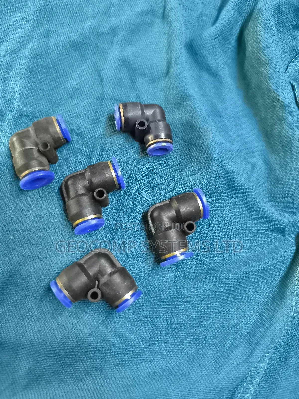 Pneumatic Elbow Connectors