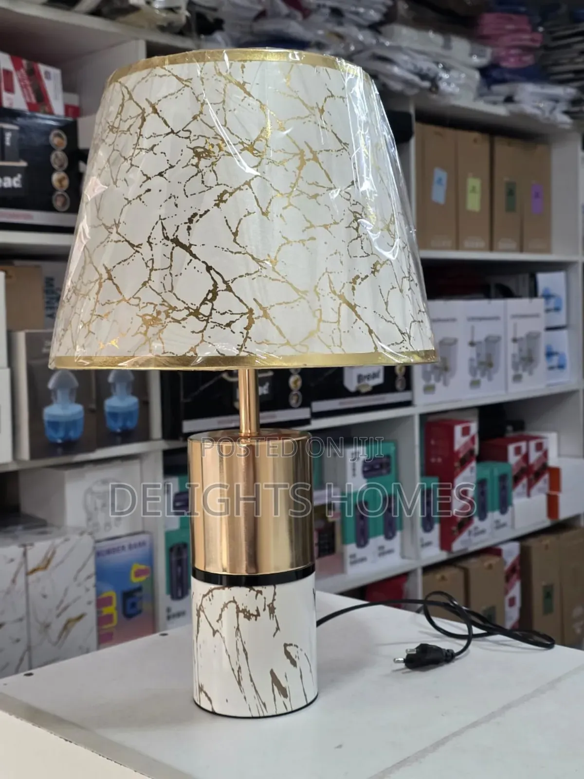 European Minimalist Creative Bedroom Table Lamp-Tt
