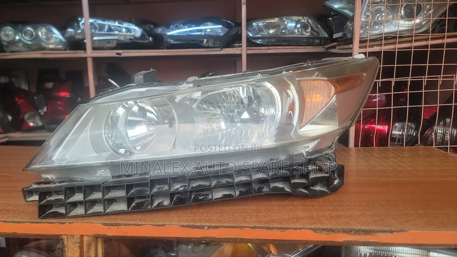 Honda Streem Headlight Complete Synon