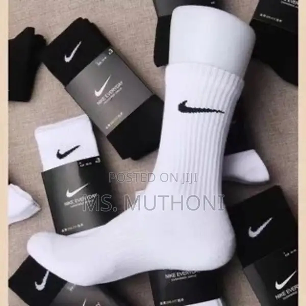 Nike Socks Available ( 2 Pairs )