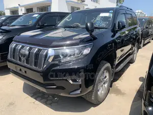 Toyota Land Cruiser Prado 2.7 2018 Matt Black