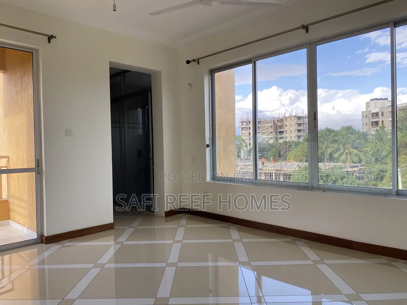 4bdrm Penthouse in Nyali for rent