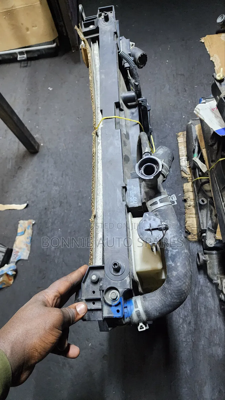 Aqua / Fielder Hybrid Radiator