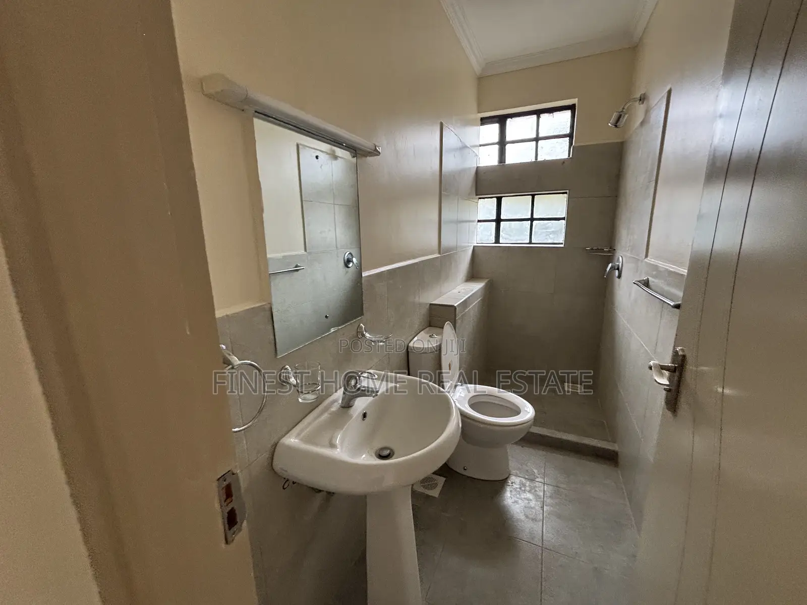 4bdrm Townhouse / Terrace in Kitengela for rent