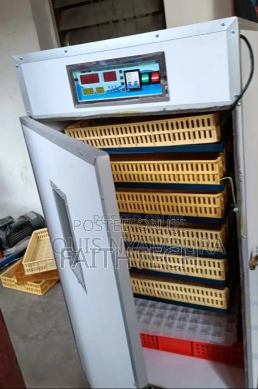 528 Eggs Incubator