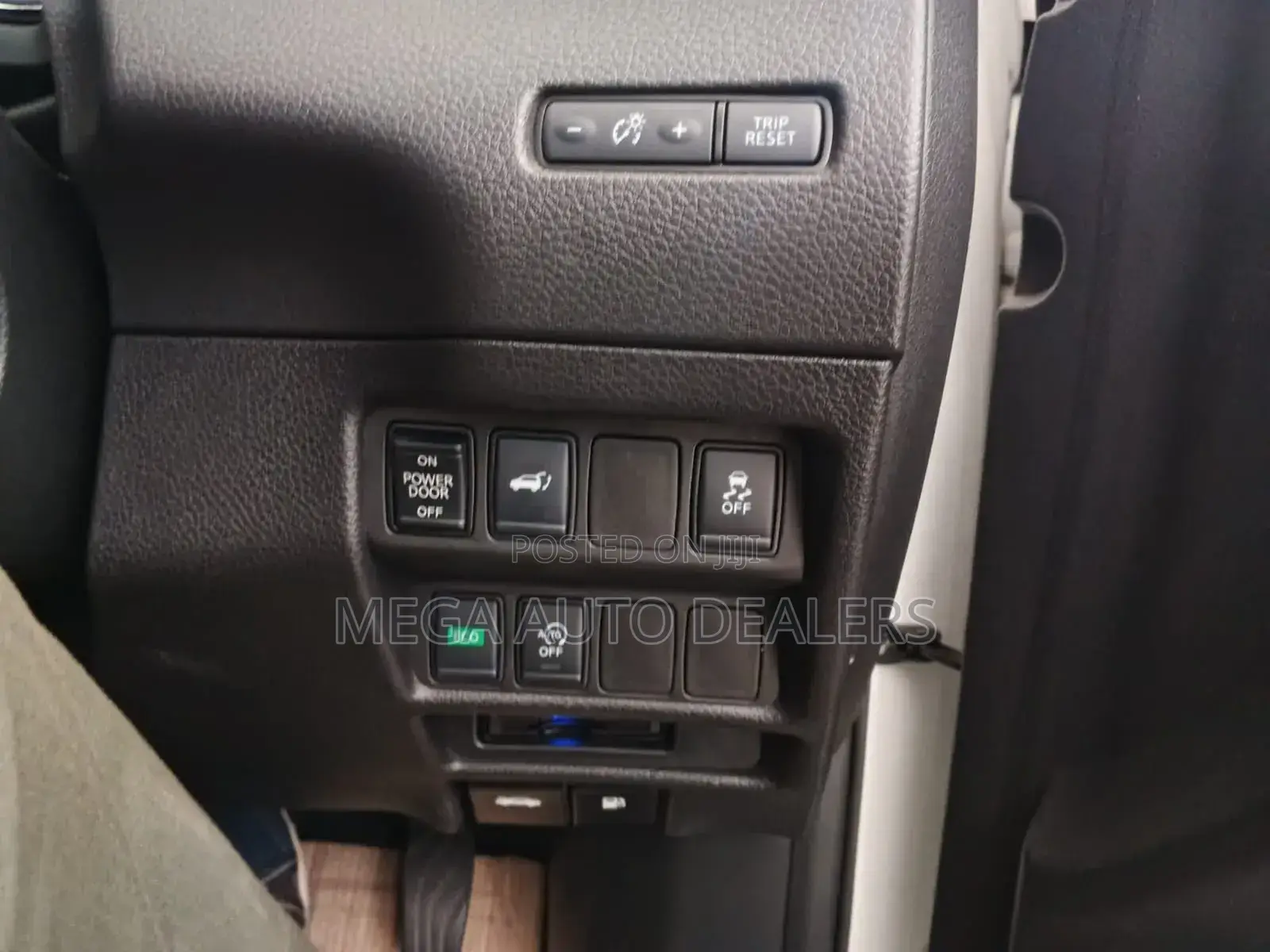 Nissan X-Trail 2018 White