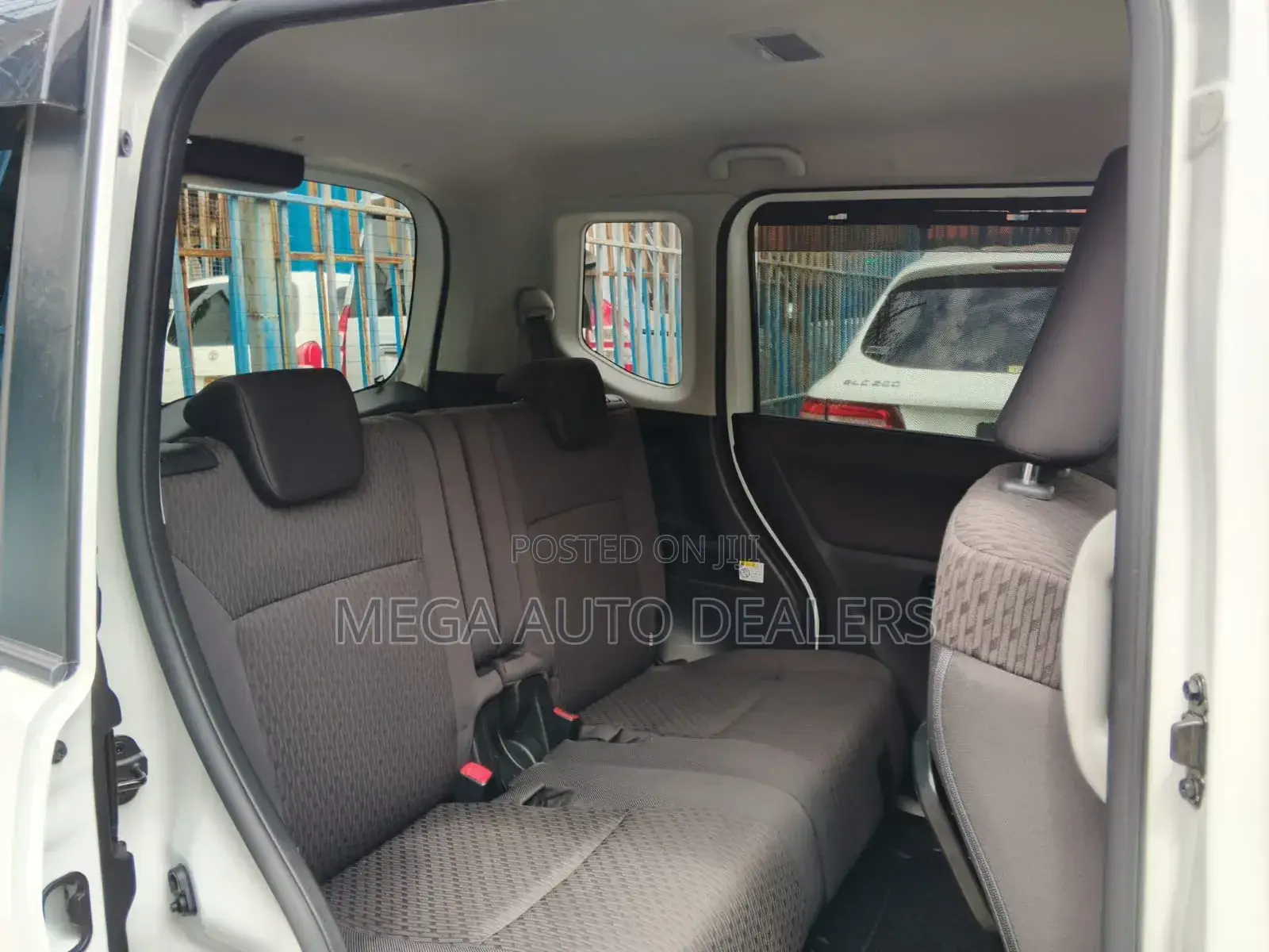 Suzuki Solio 2018 White