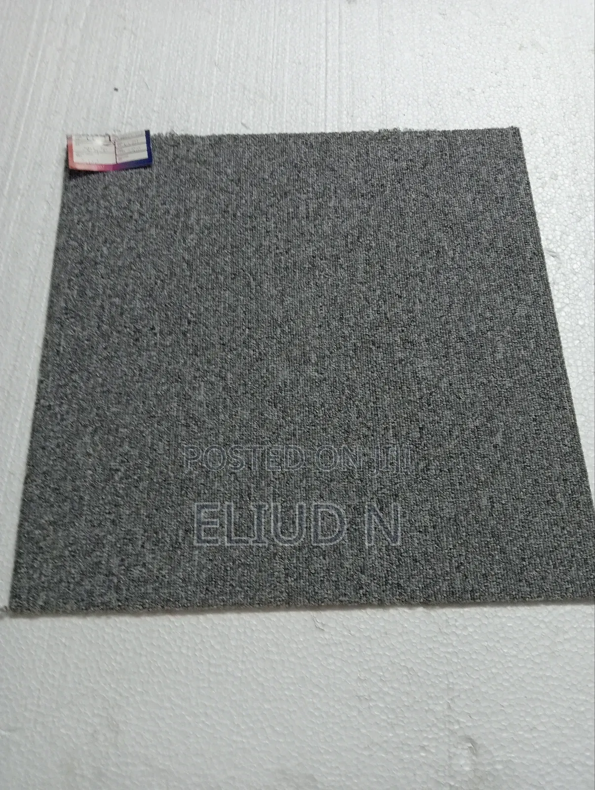 Ll Series Carpet Tiles/50×50