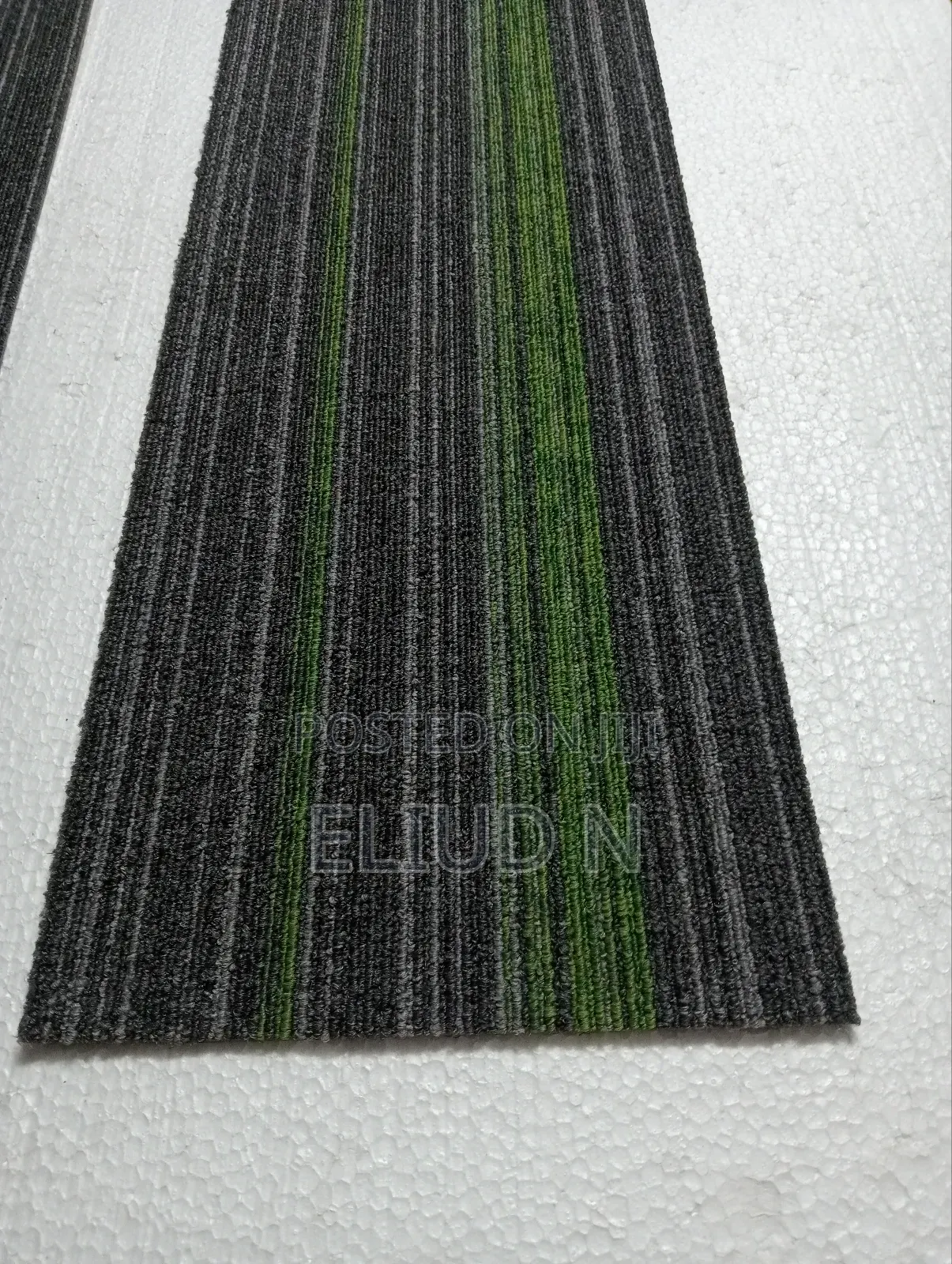 Wall to Wall Carpet Tiles 25by100