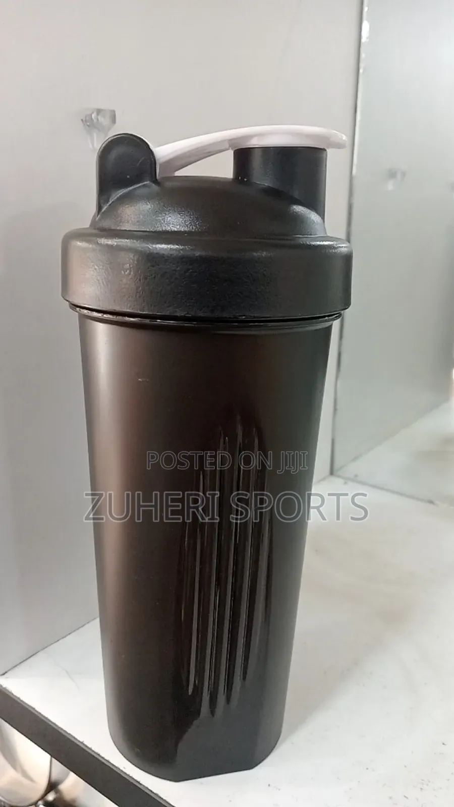 600ml Protein Shaker Bottles With Stainless Steel Mixer