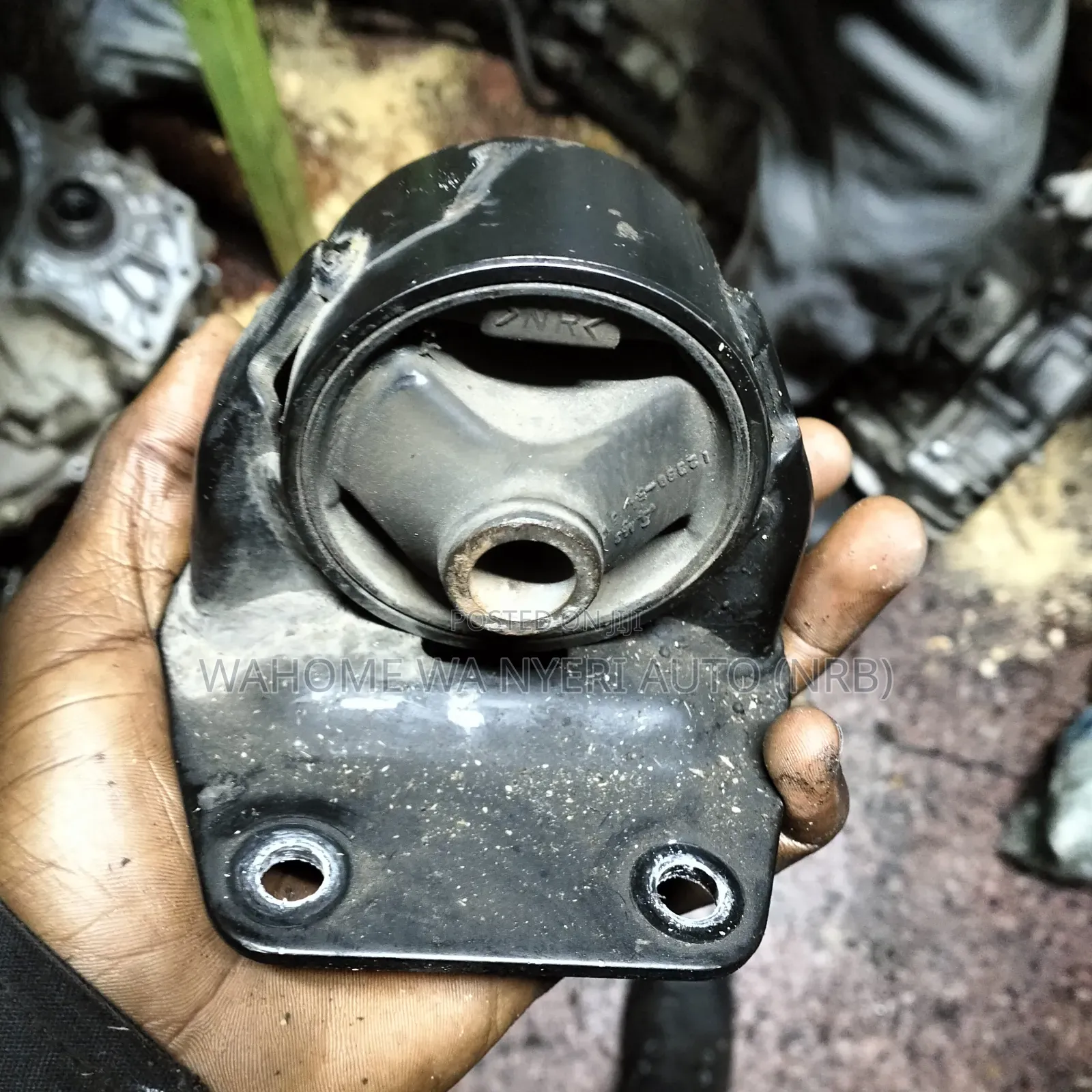 Upper Gearbox Mount 1kd (Prado,Hiace)