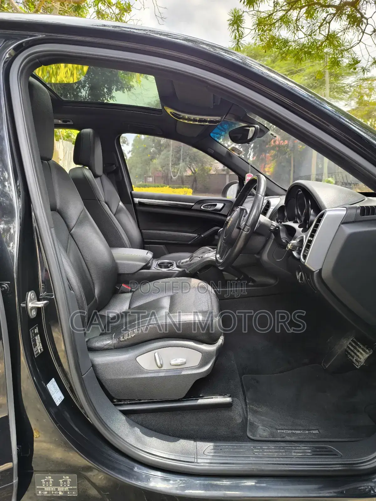 Porsche Cayenne Diesel 4dr SUV AWD (3.0L 6cyl Turbodiesel 8A) 2014