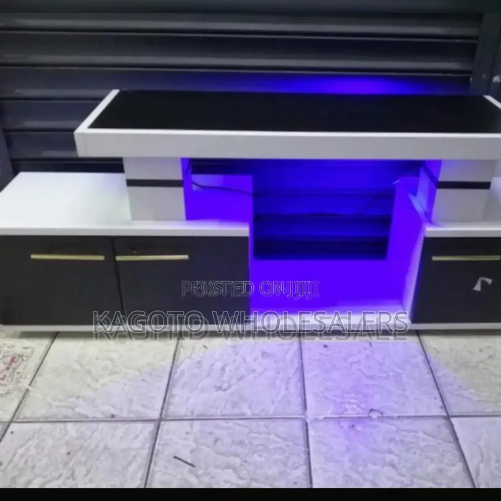 65inches Tv Stand. Instabul