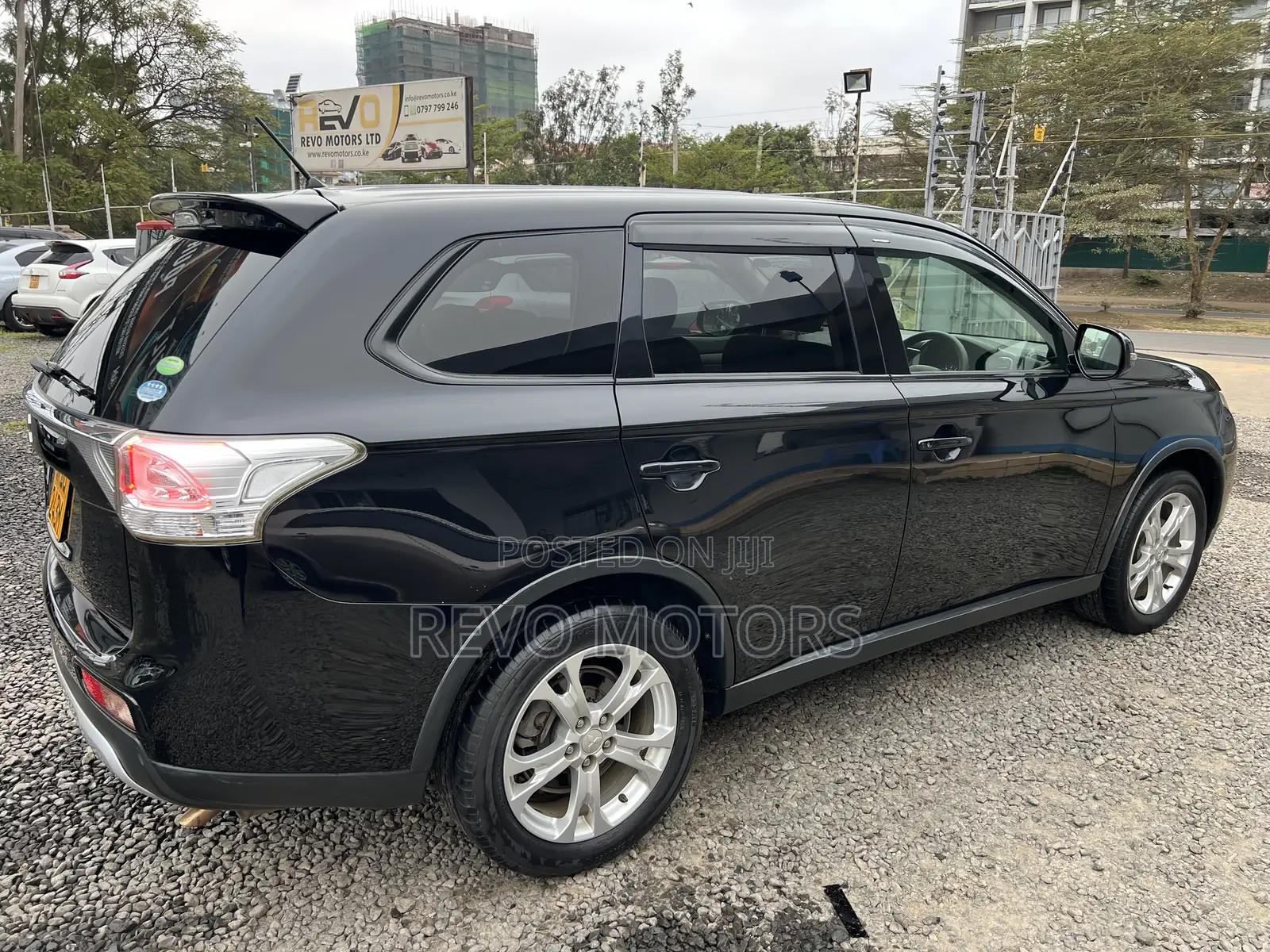 Mitsubishi Outlander 2015 Black