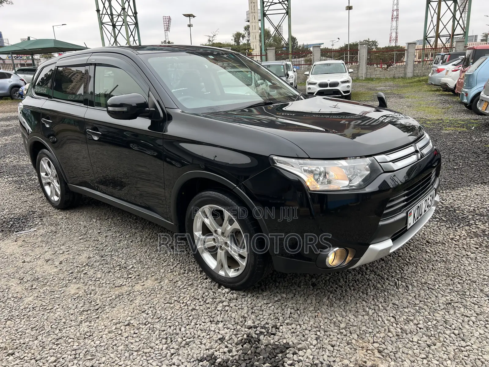 Mitsubishi Outlander 2015 Black