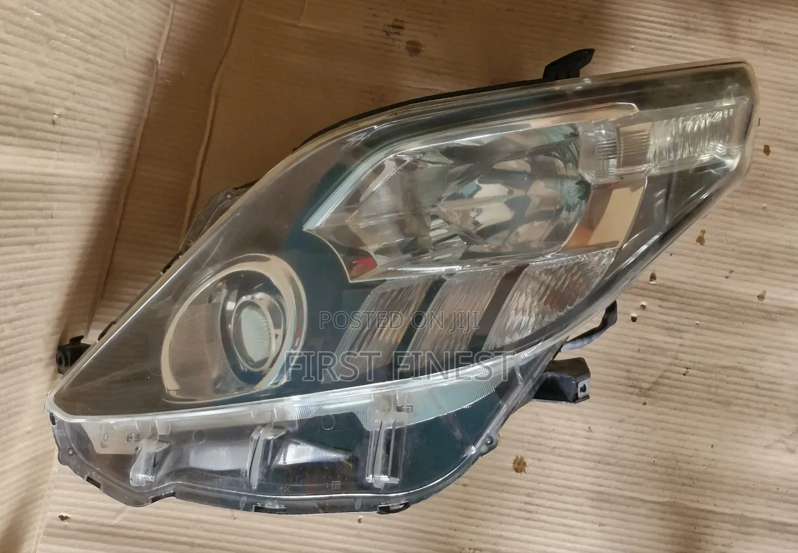 Toyota Alphard 2010