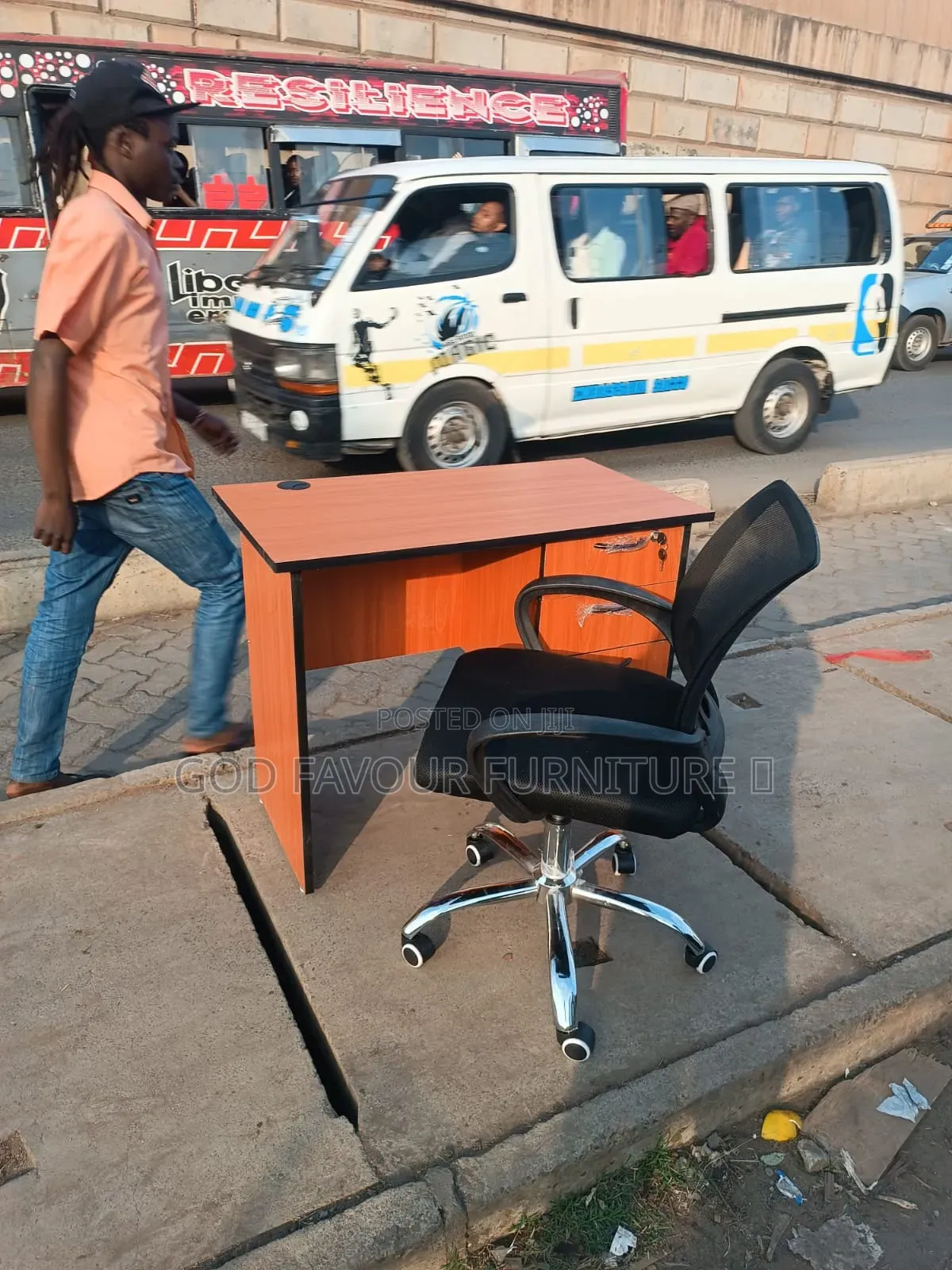 New Swivel Mesh Office Chair With Lockable Office Desk Kj5f