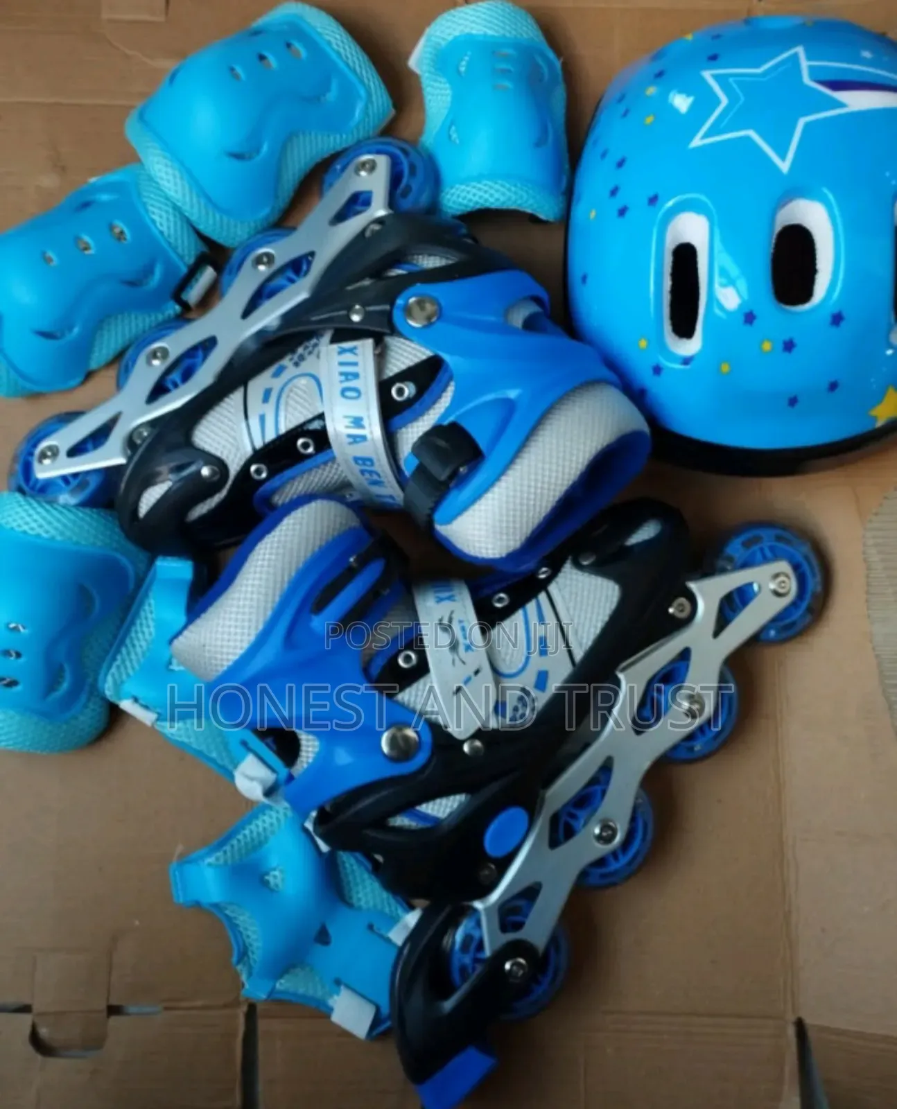 Skate Shoes With Guards and Helmet