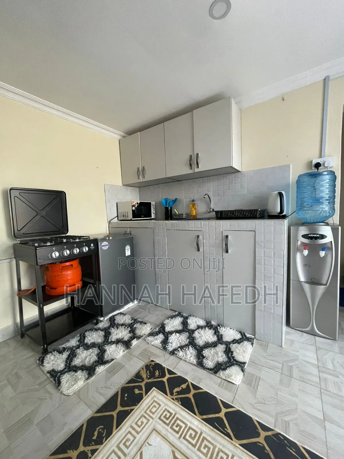 Studio Airbnb in Kamakis Opposite Pallet Lounge