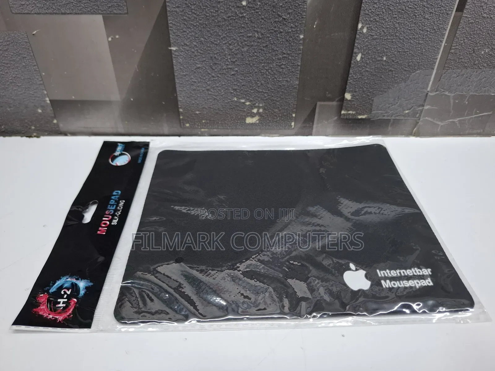 Internetbar H-2 Apple Mouse Pad