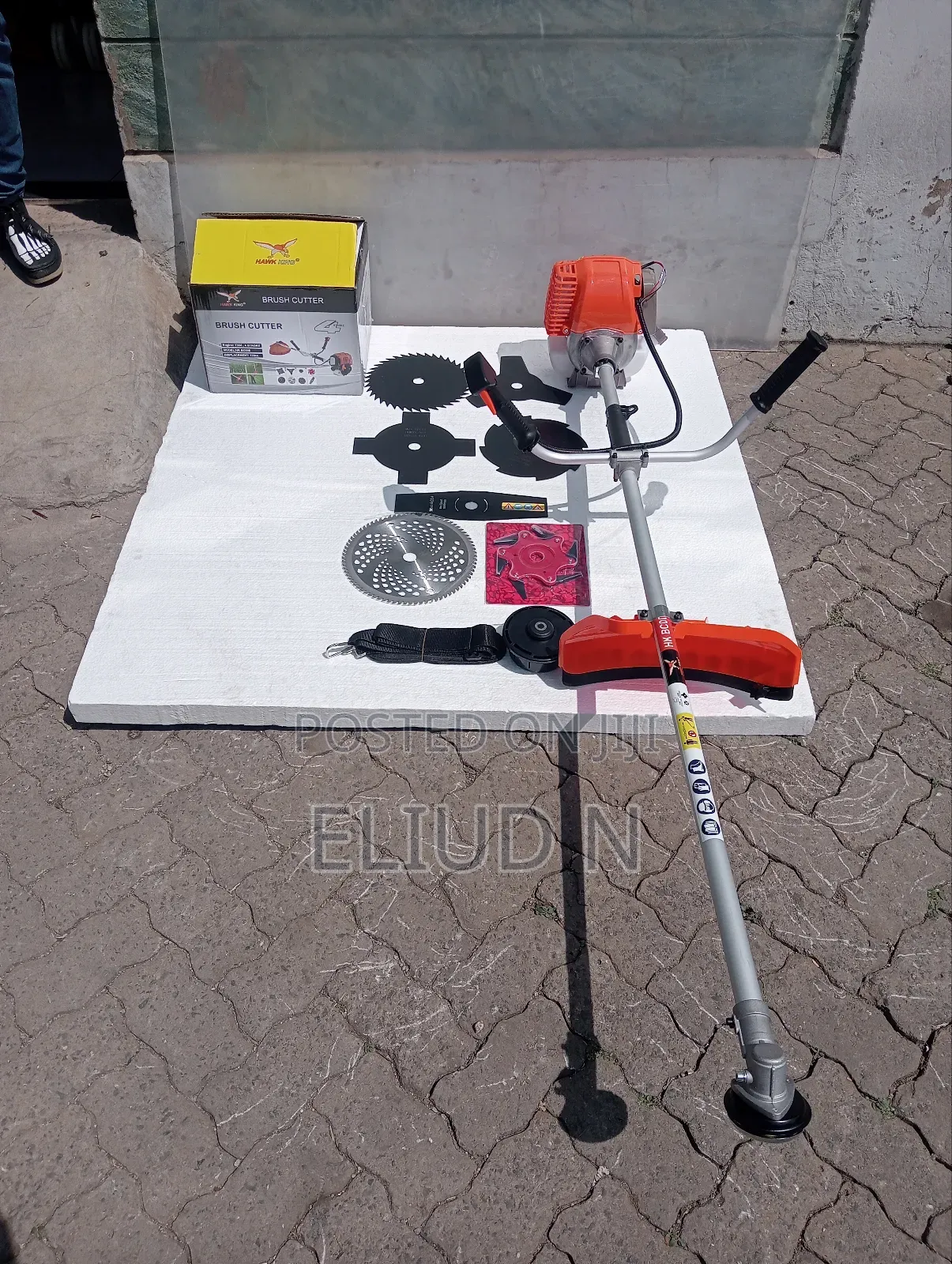 Heavy Duty Brush Cutter/4 Stroke