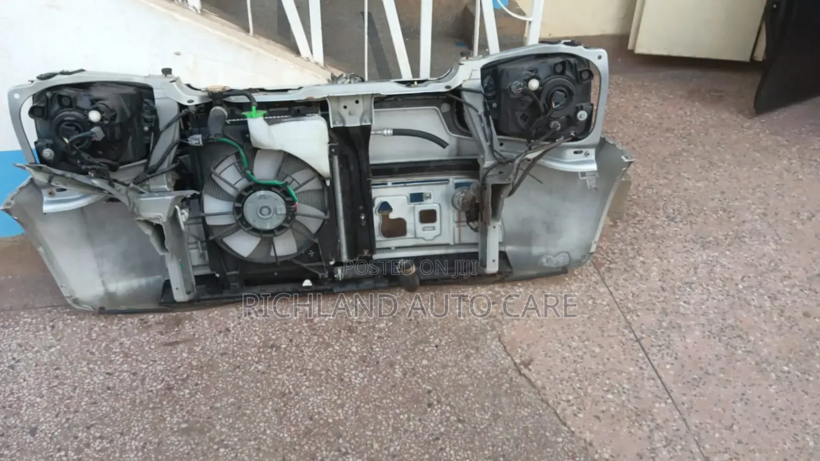 Nose Cut Suzuki Alto Ha36s