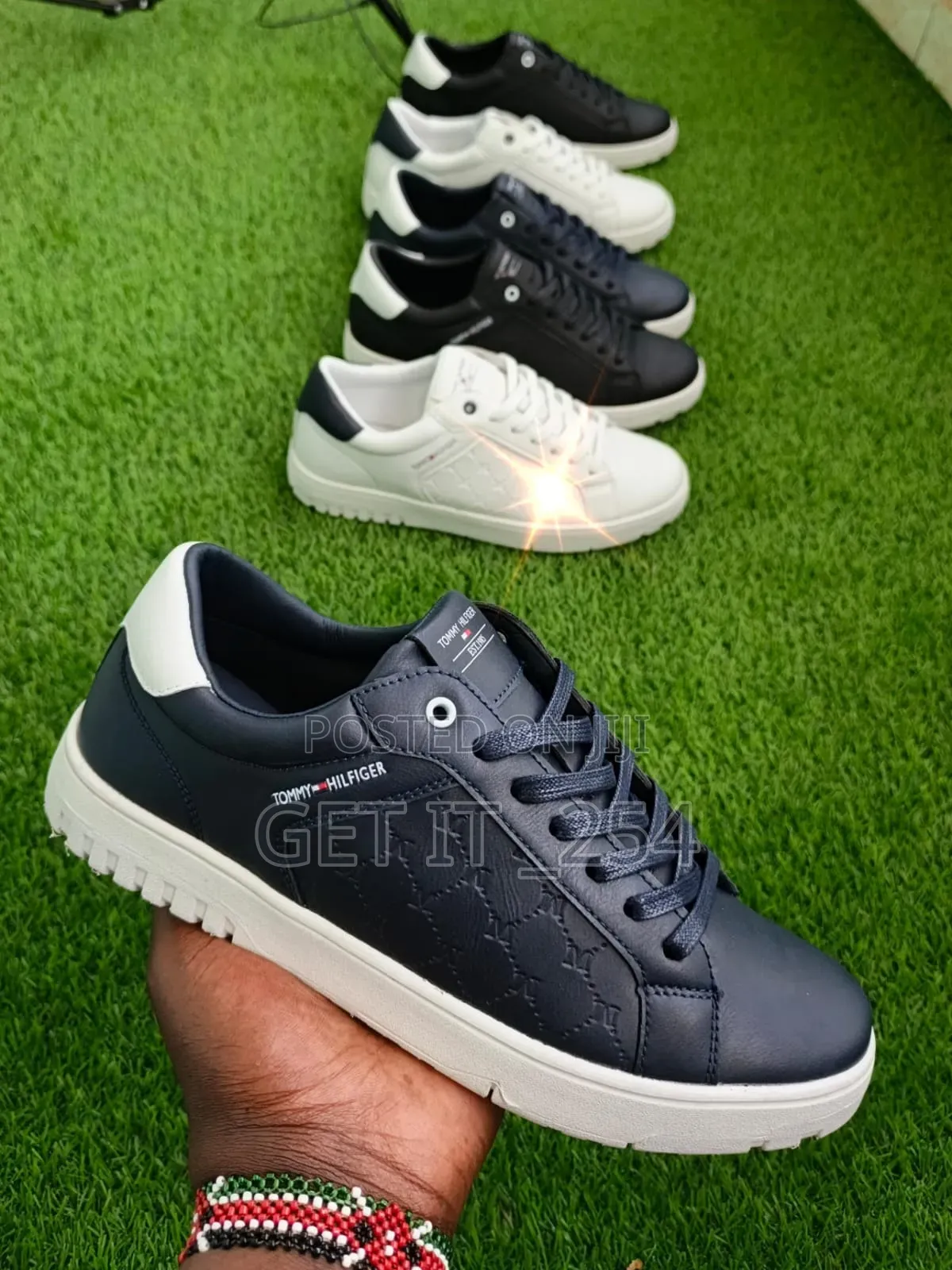 *Tommy Hilfiger Restocked Fully*
*Size 40---45*