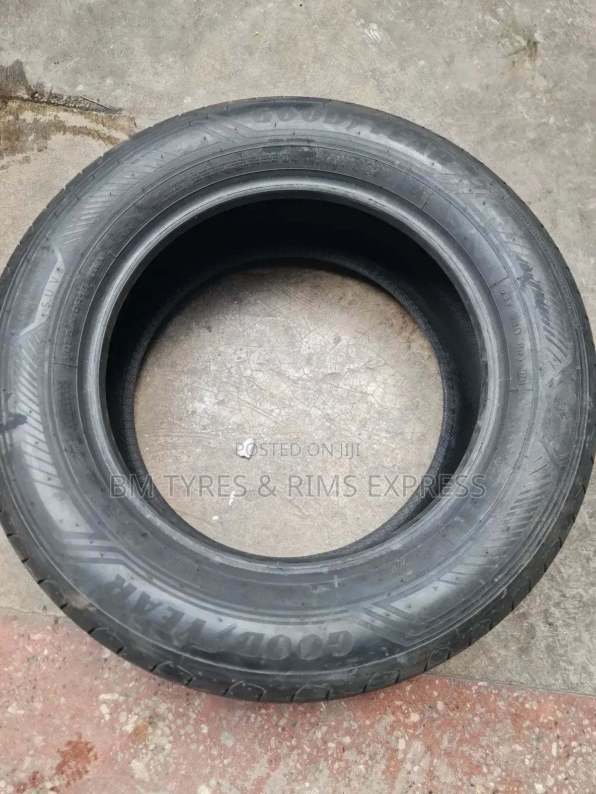 255 /60 R18 Goodyear Tyres (Highway Terrrain)