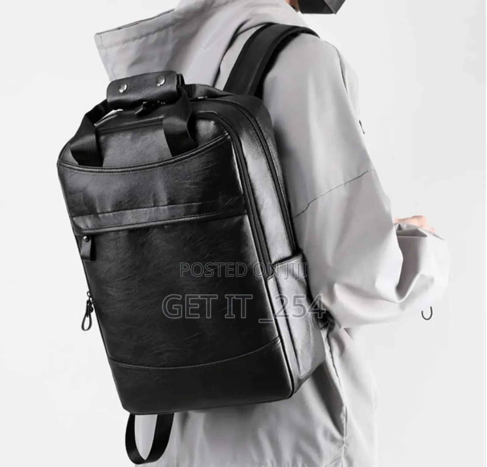 Unisex Backpack 

Colours: Black, Brown N Coffee