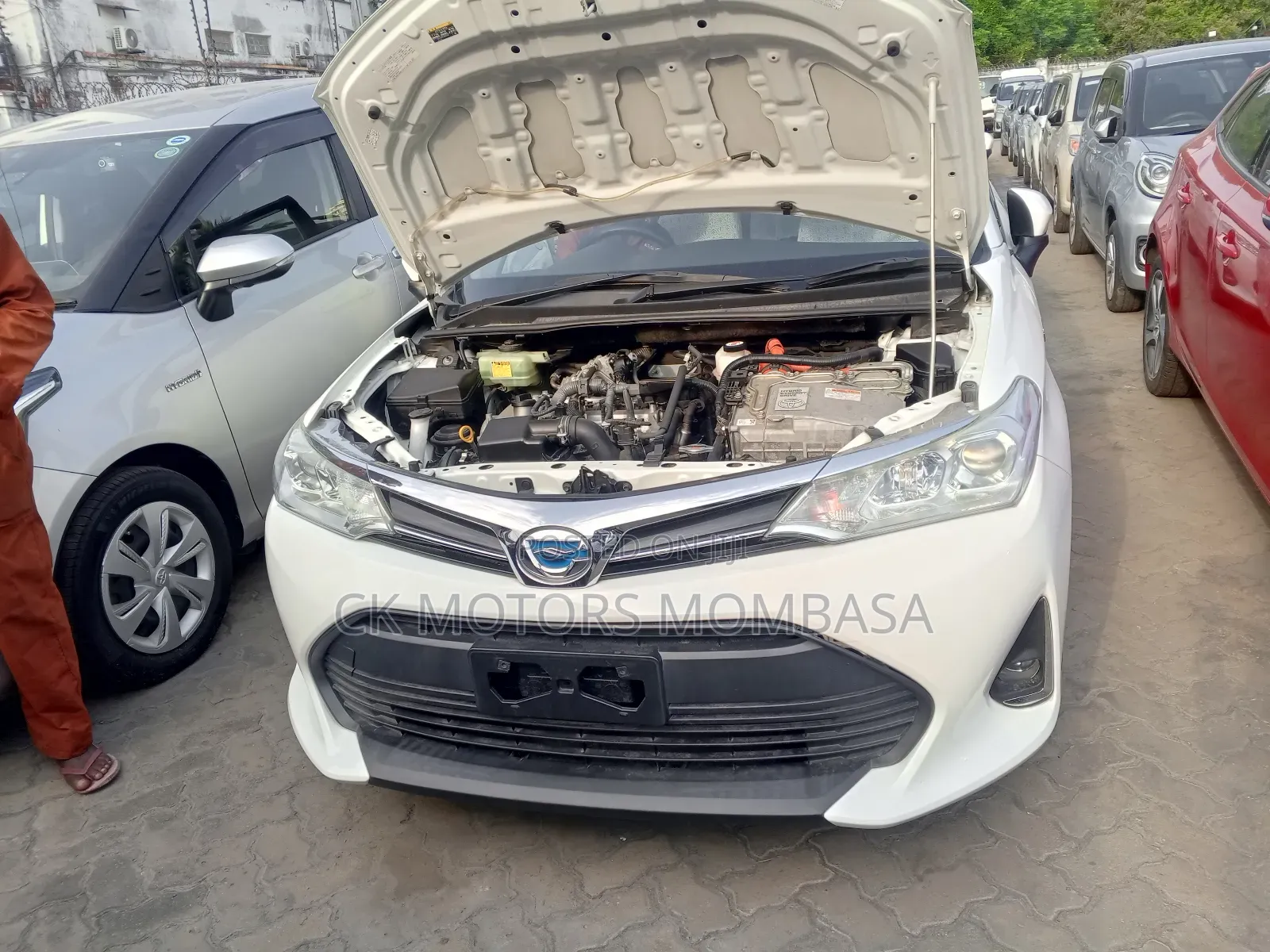 Toyota Corolla Fielder 2018 White