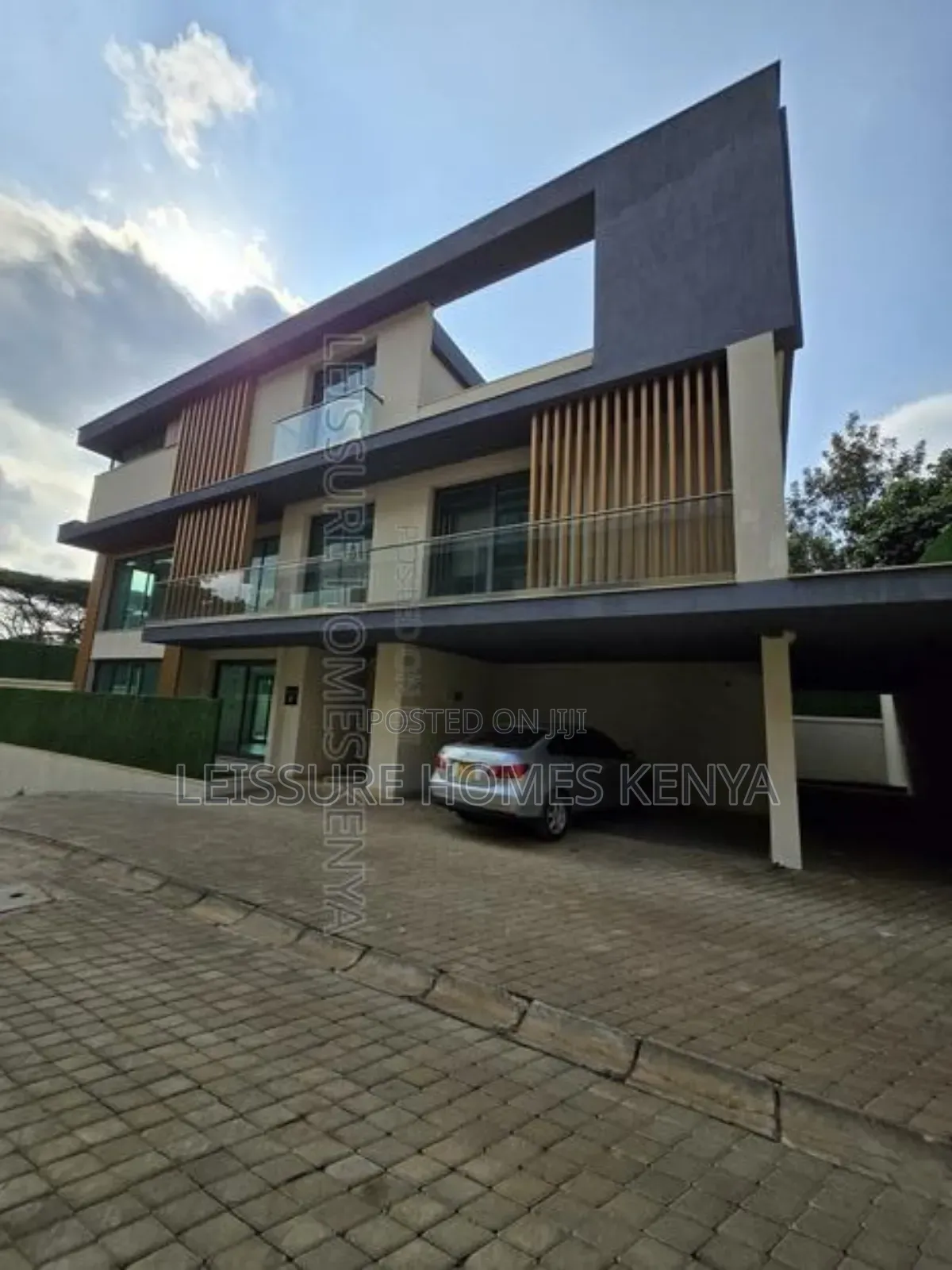 5bdrm Villa in Lavington for sale
