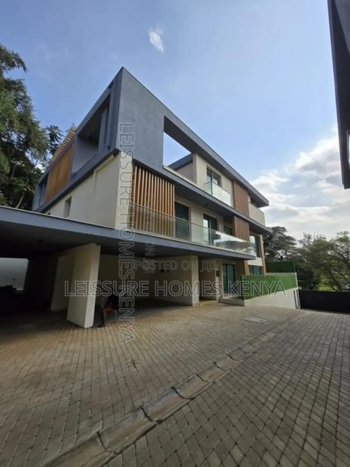 5bdrm Villa in Lavington for sale