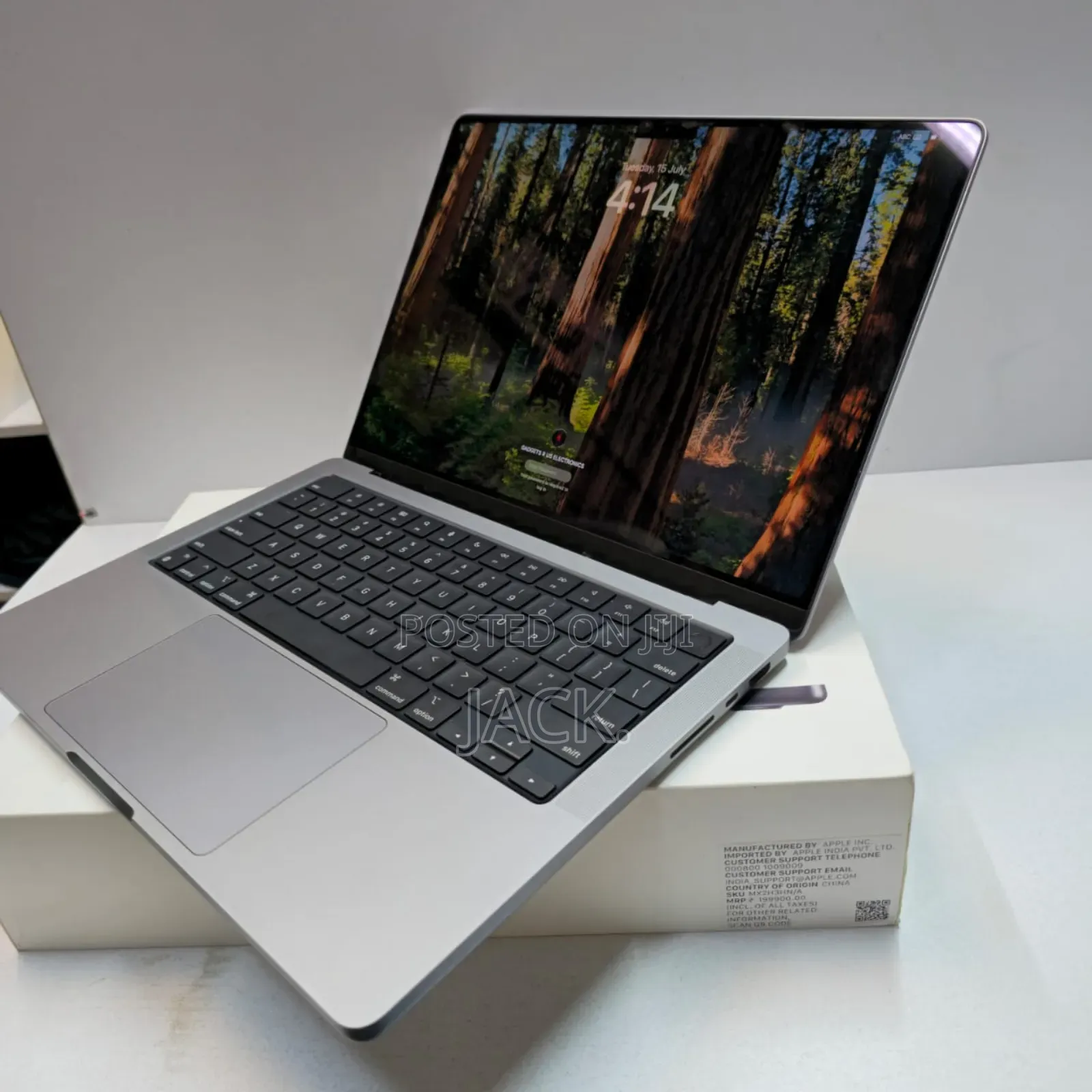 Laptop Apple MacBook Pro 2021 M1 32GB Apple M1 Pro SSD 1T