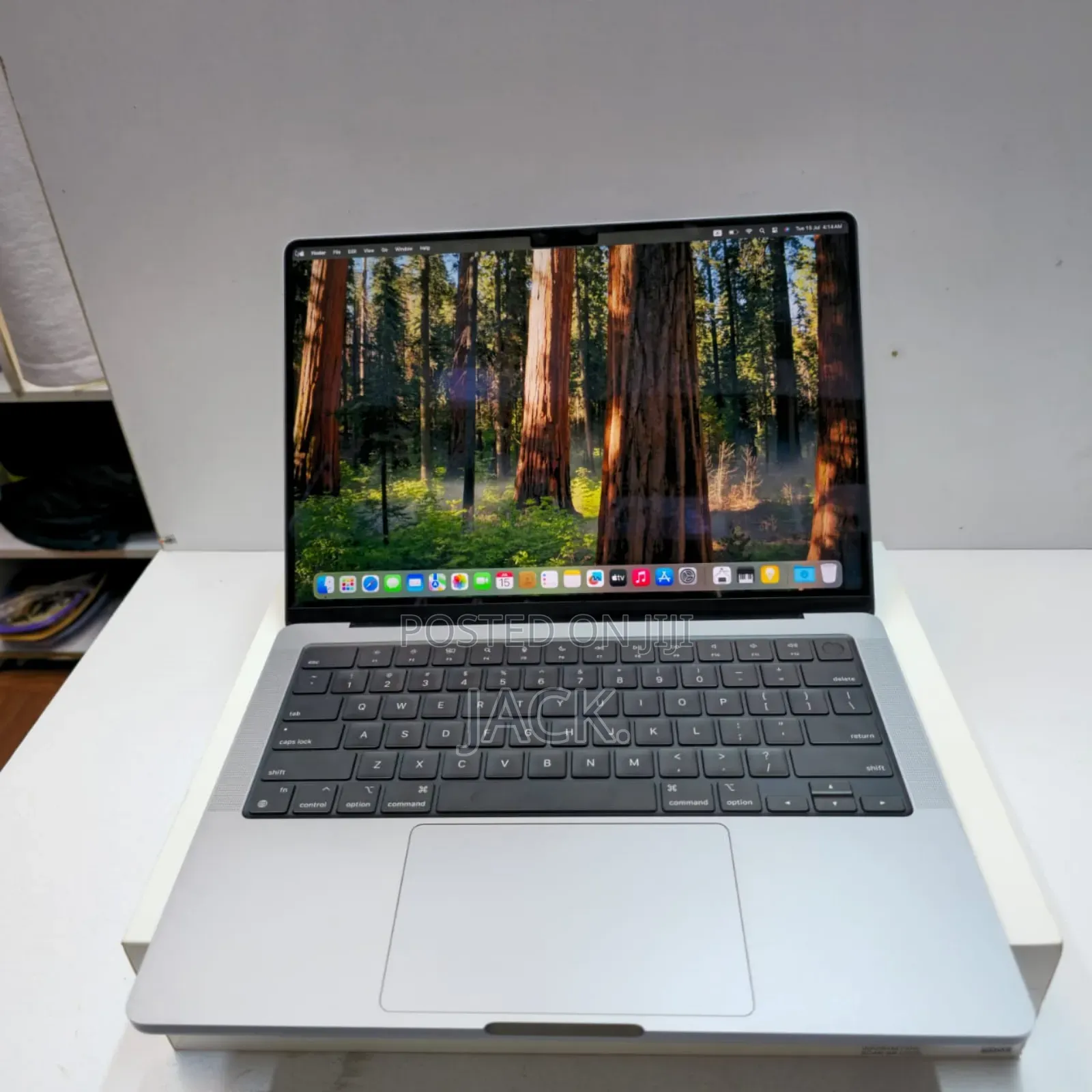 Laptop Apple MacBook Pro 2021 M1 32GB Apple M1 Pro SSD 1T