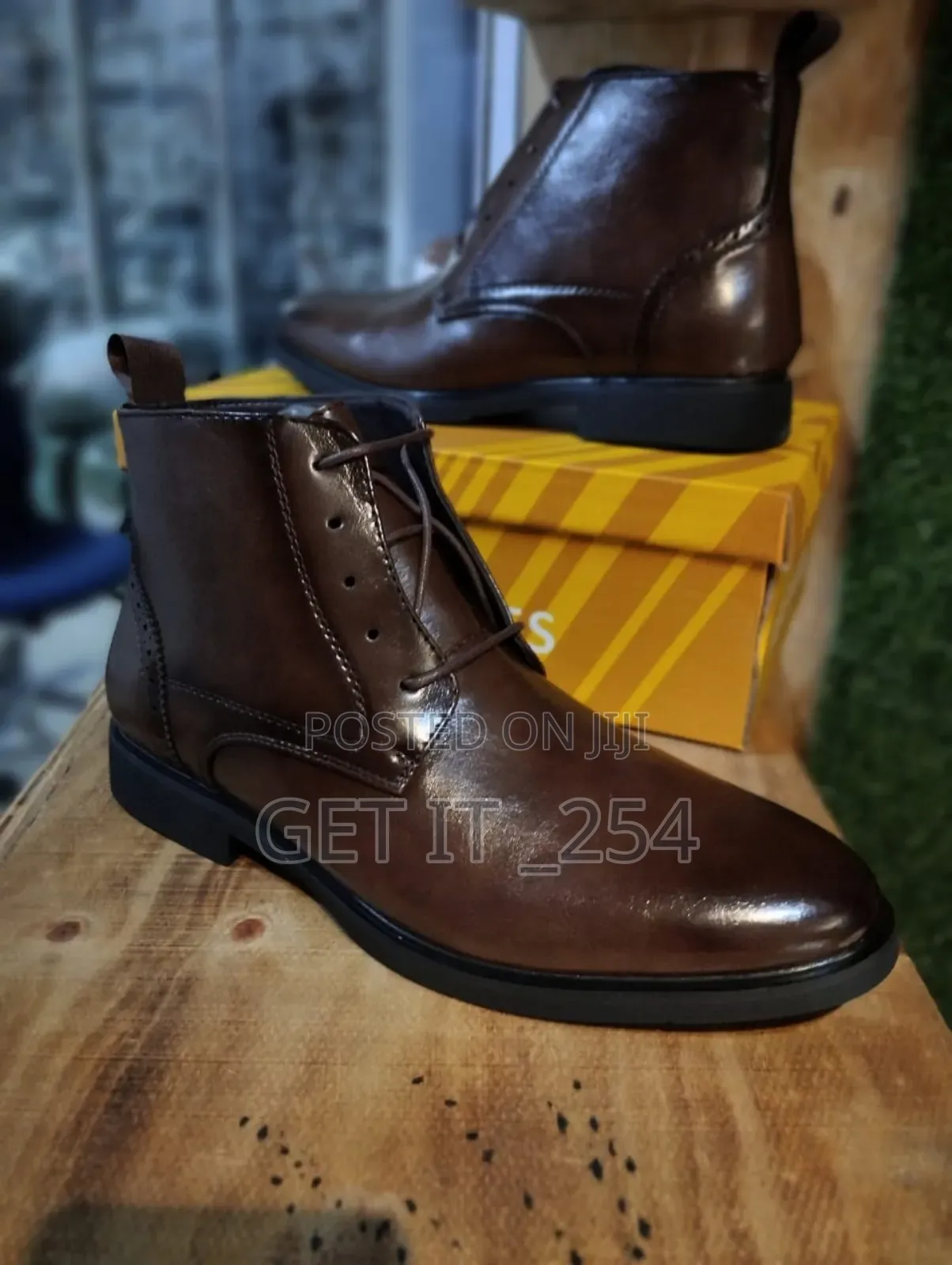 *Quality Leather Boots*

Sizes 39-45