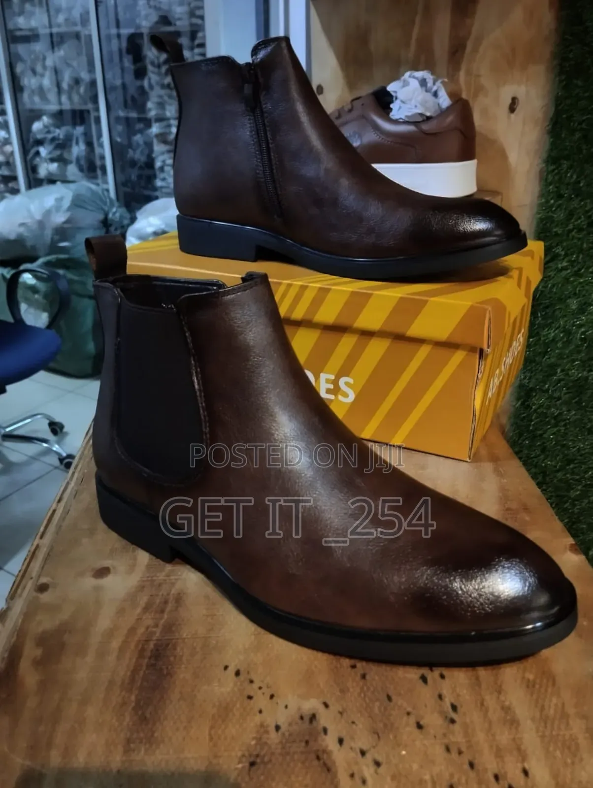 *Quality Leather Boots*

Sizes 39-45