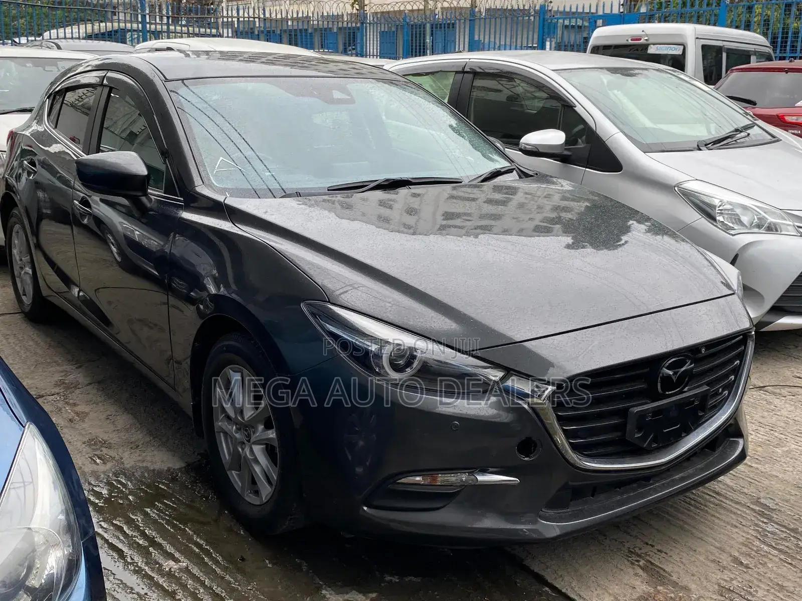 Mazda Axela 2018 Gray