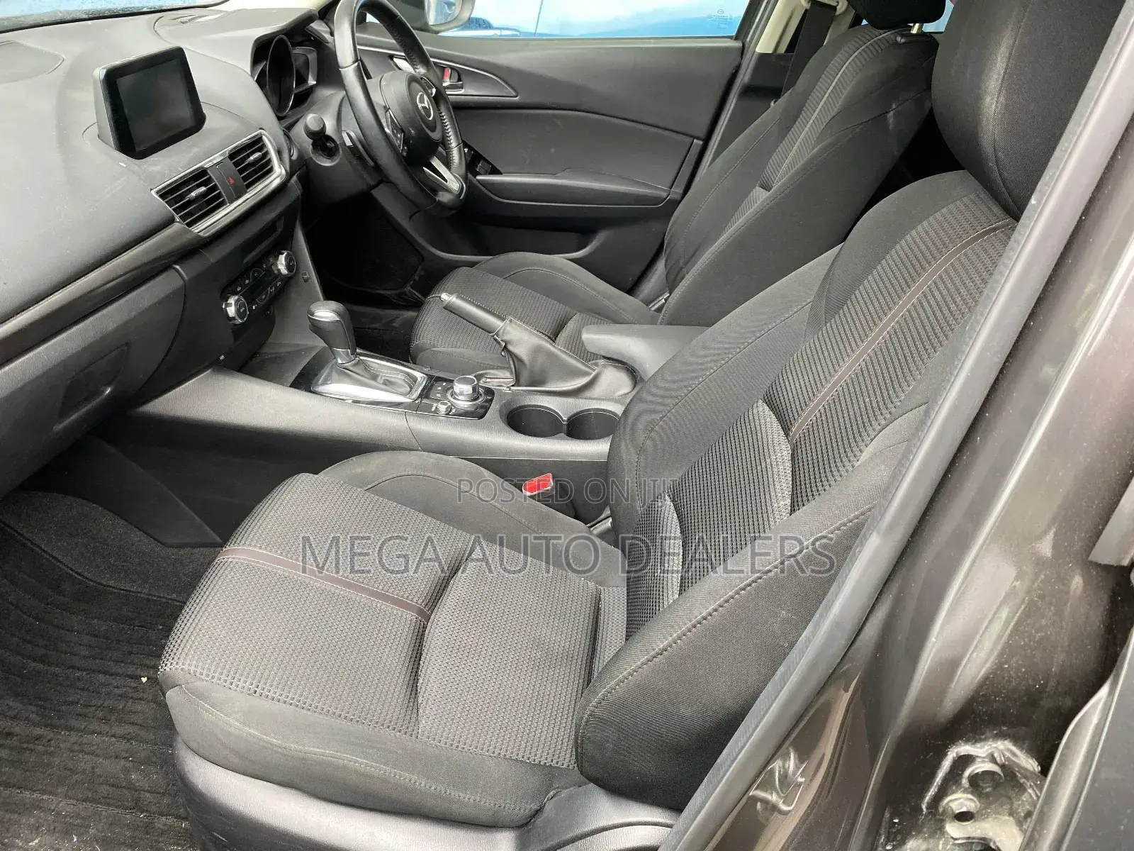 Mazda Axela 2018 Gray