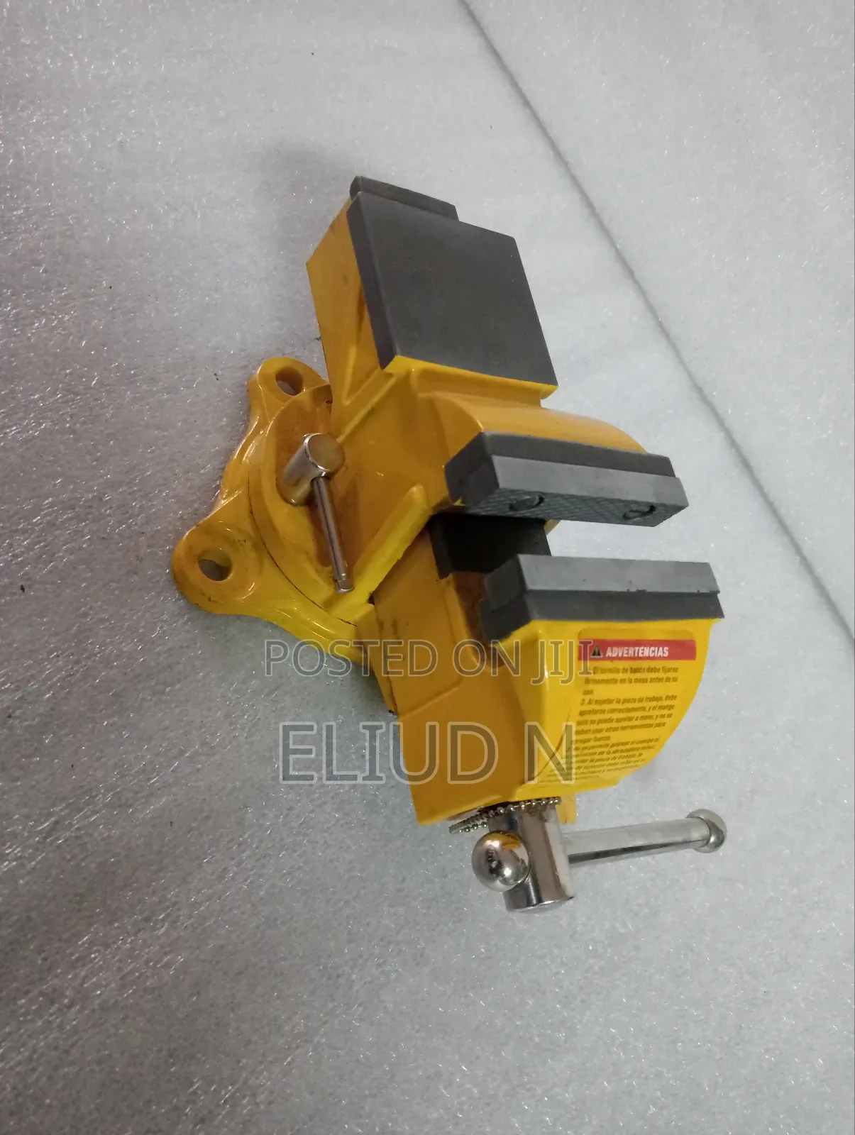 Swival/ Durable Bench Vice Uyusrools 3"