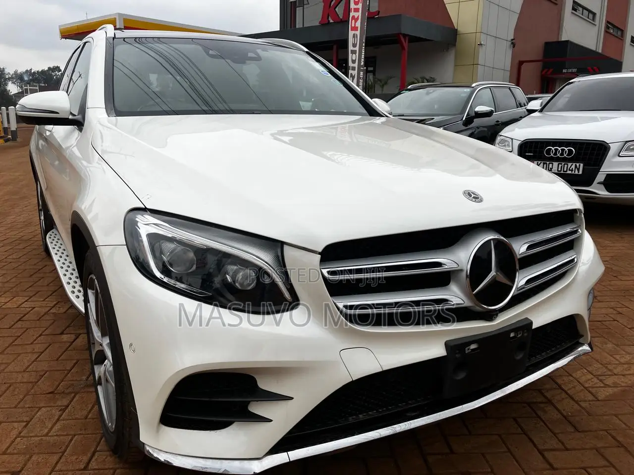 Mercedes-Benz GLC-Class 2018 White